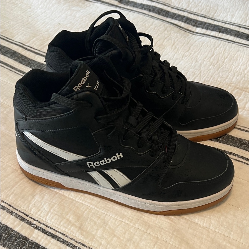 Reebok x Heelys Men's Black Sneakers with White and Tan Details